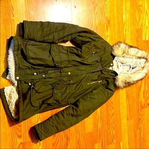 Womens army green winter parka size small
